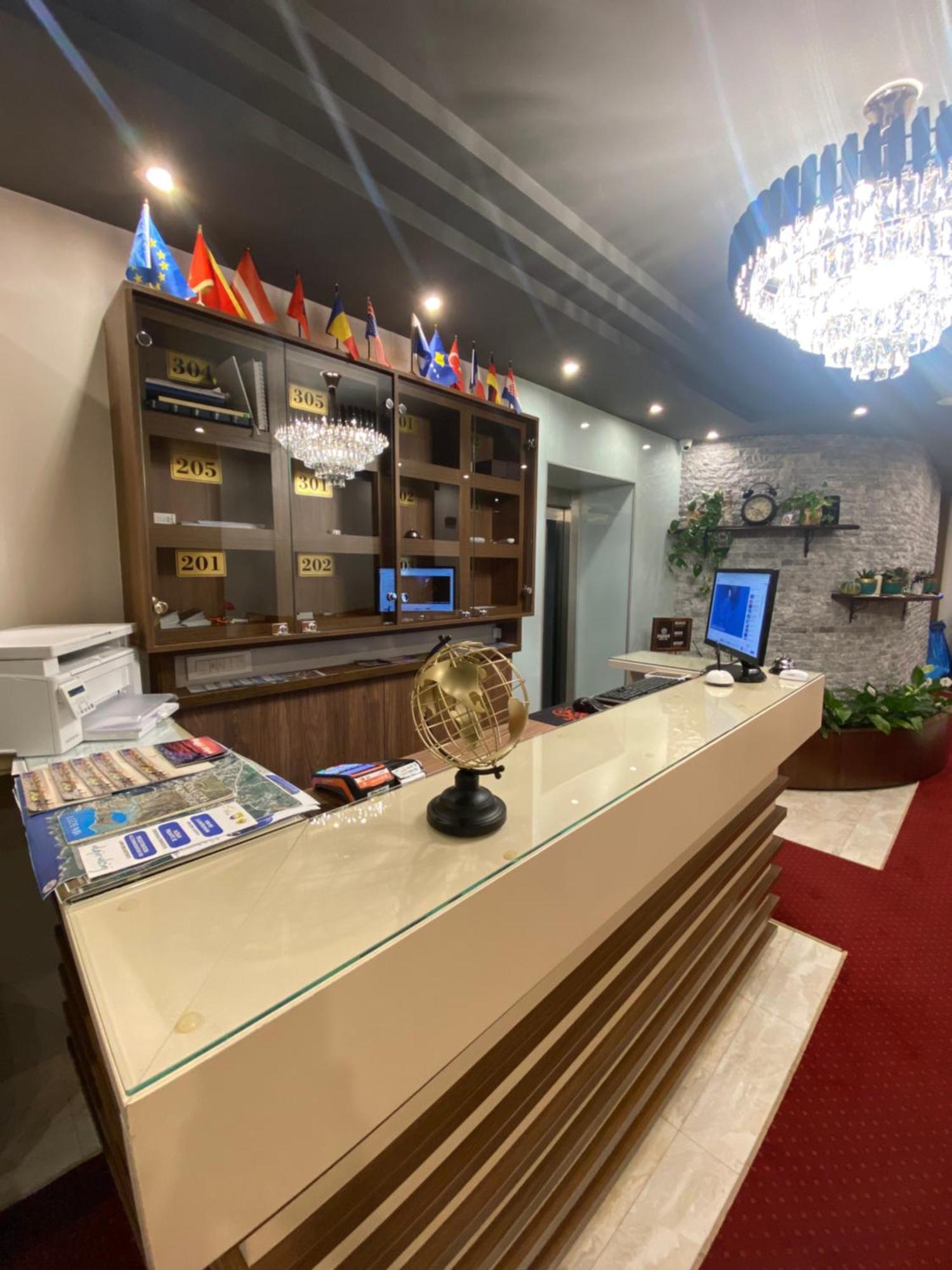 Padam Hotel & Spa ウルツィニ エクステリア 写真