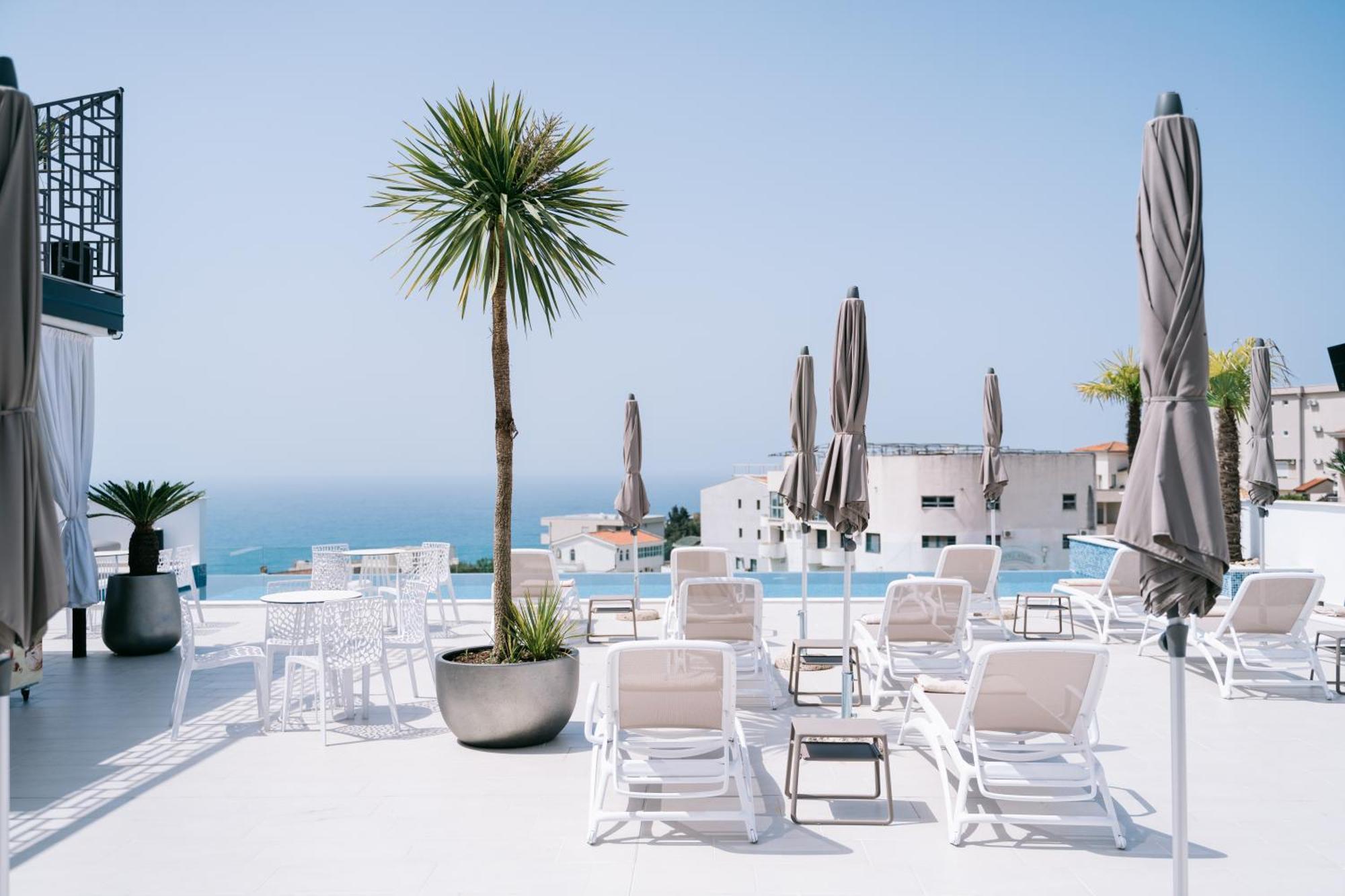 Padam Hotel & Spa ウルツィニ エクステリア 写真