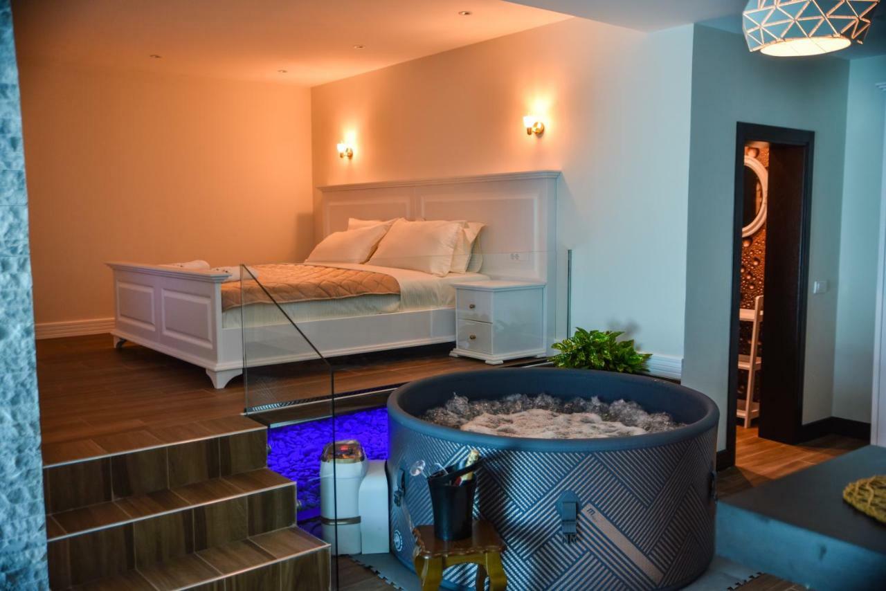 Padam Hotel & Spa ウルツィニ エクステリア 写真